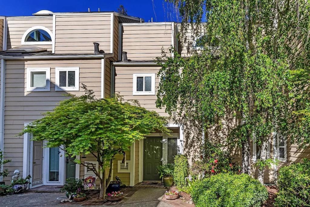 Photo of Listing #ML82028418