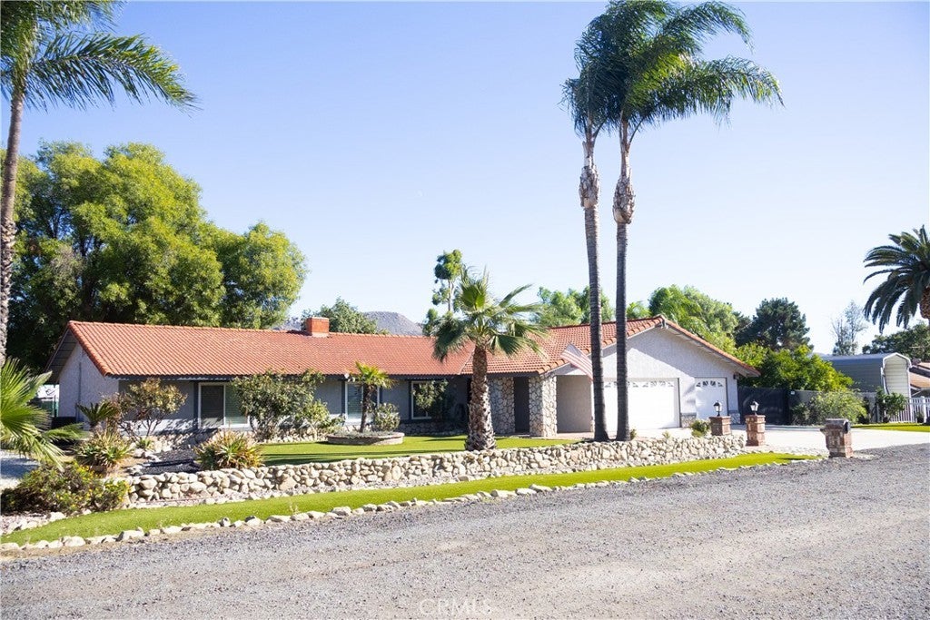 Photo of Listing #CV25267383