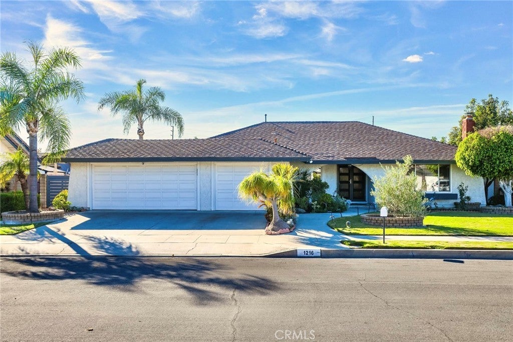 Photo of Listing #OC25267490