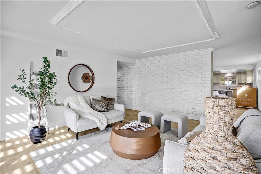 Photo of Listing #OC25267622