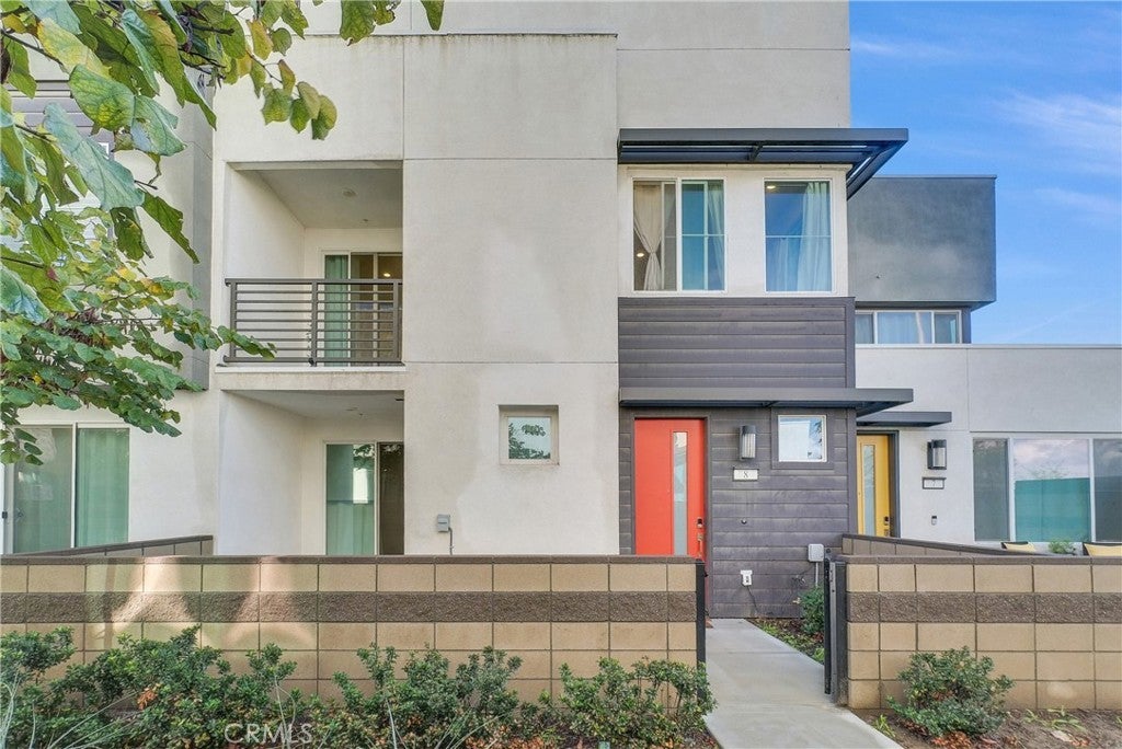 Photo of Listing #TR25262095