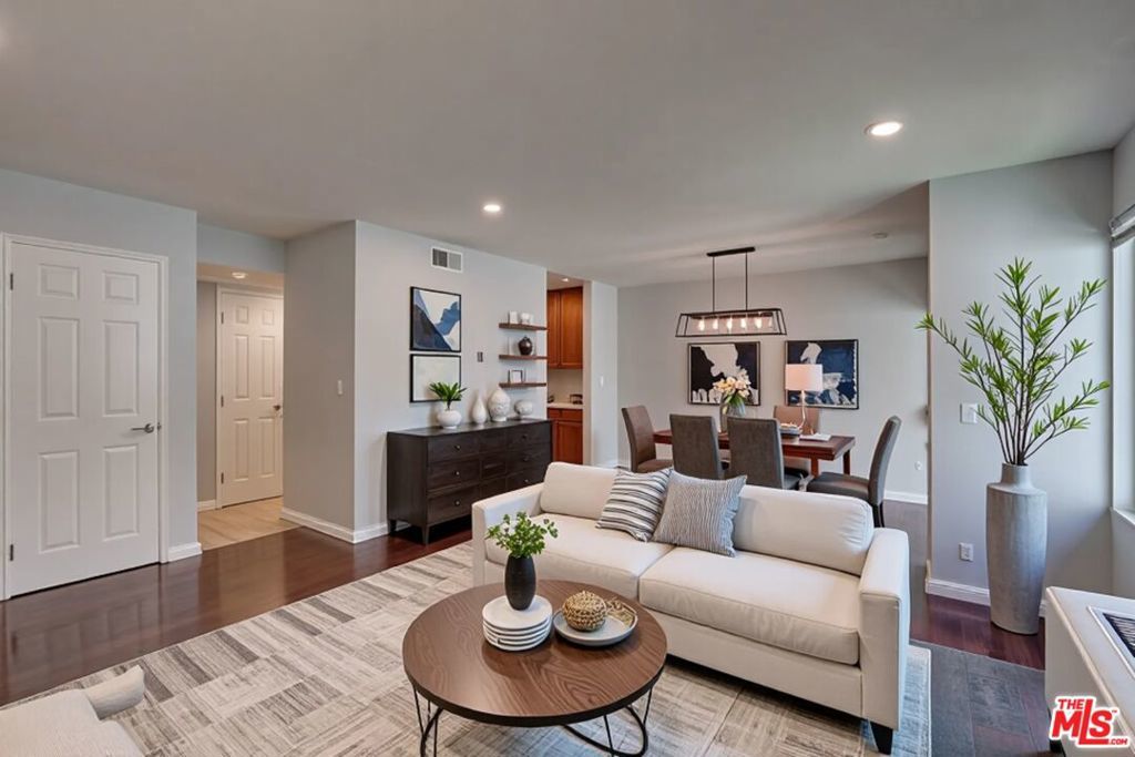 1275 Seacliff Court 5, Ventura