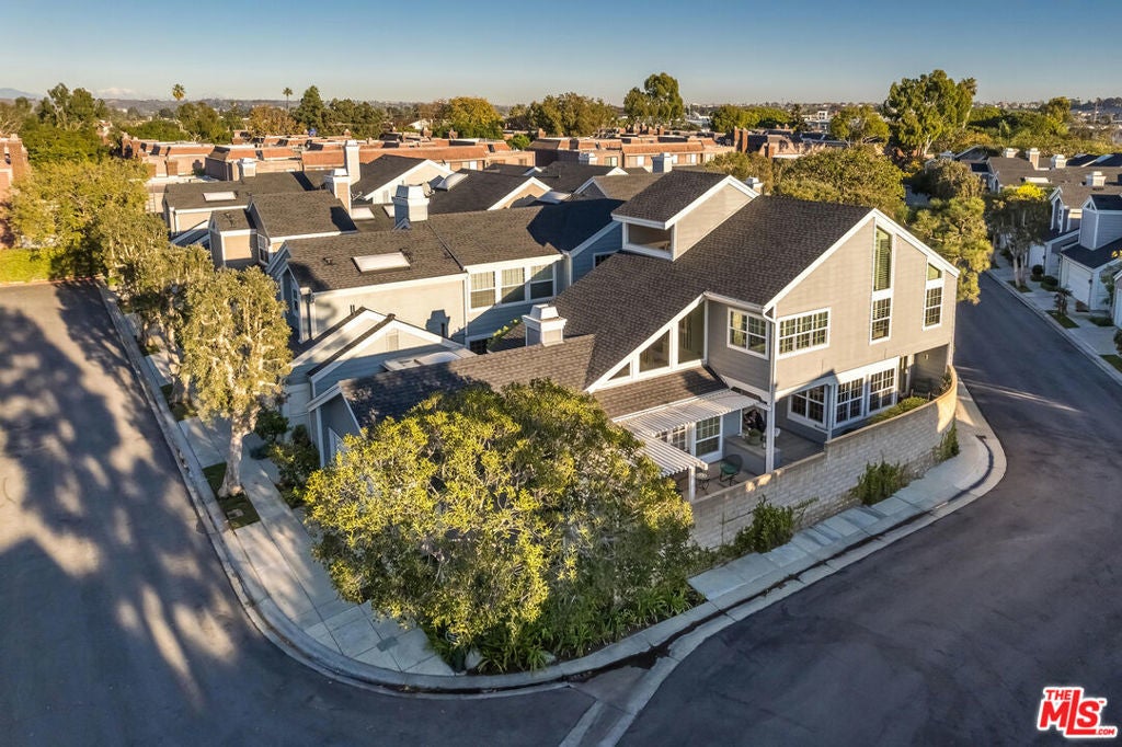 Photo of Listing #25623557