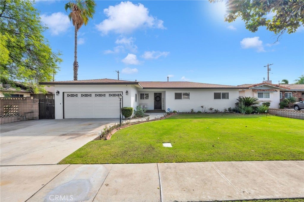 Photo of Listing #IV25268362