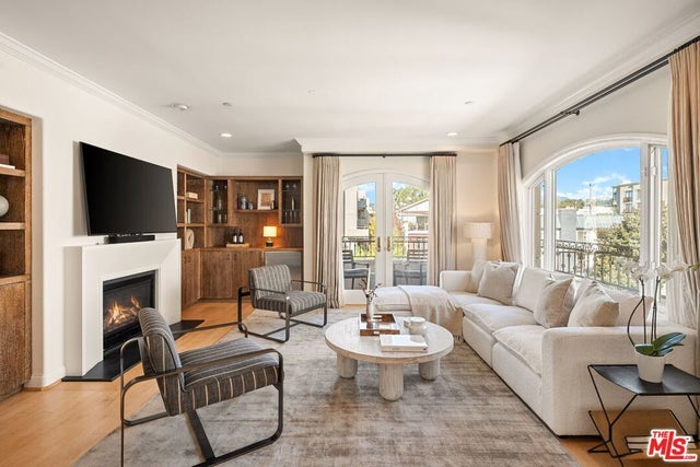 11916 Gorham Avenue # 302, Los Angeles