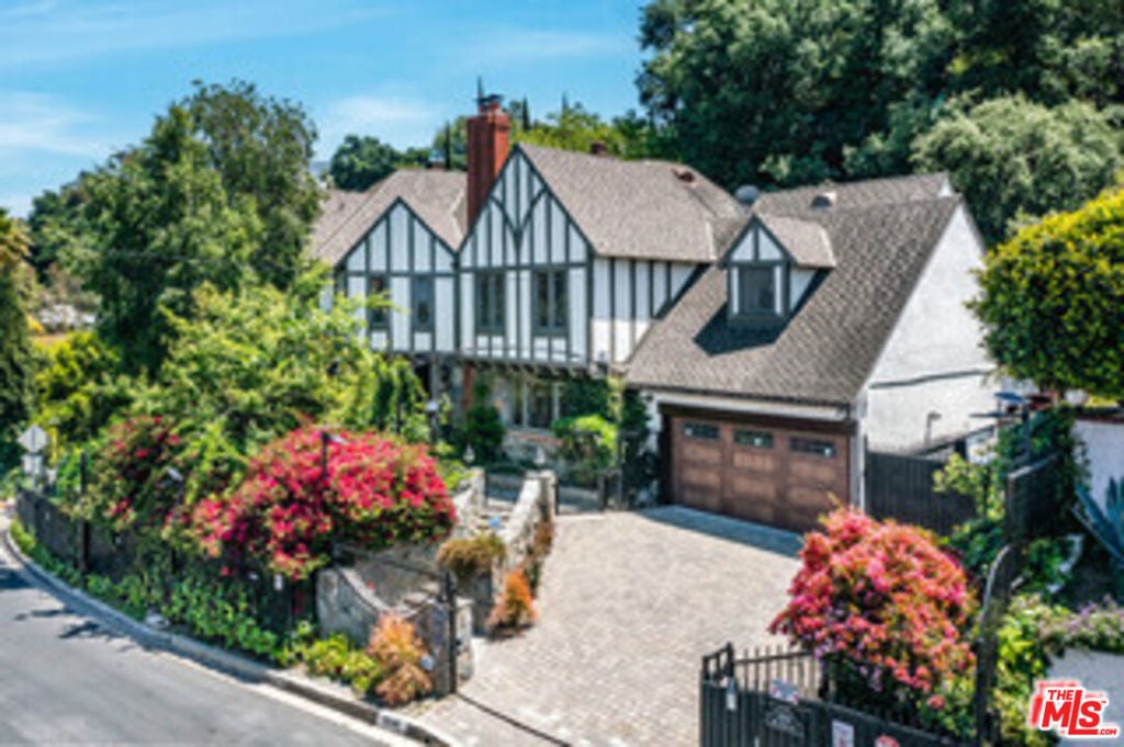 Photo of Listing #25623969