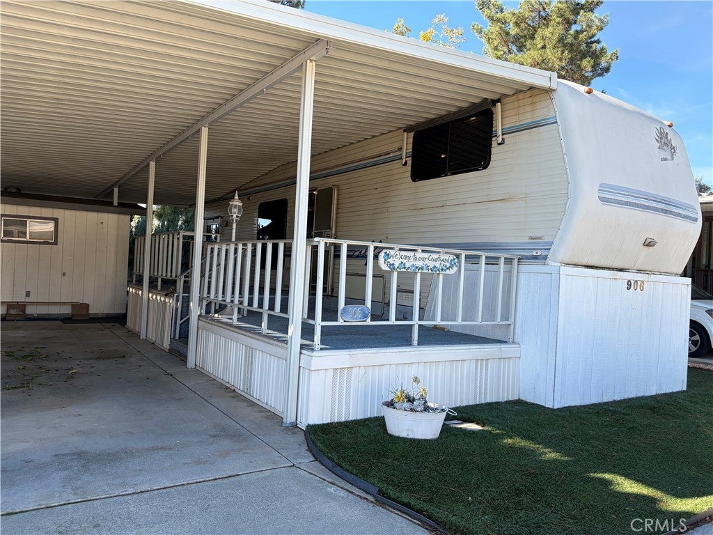 Photo of Listing #IV25268096