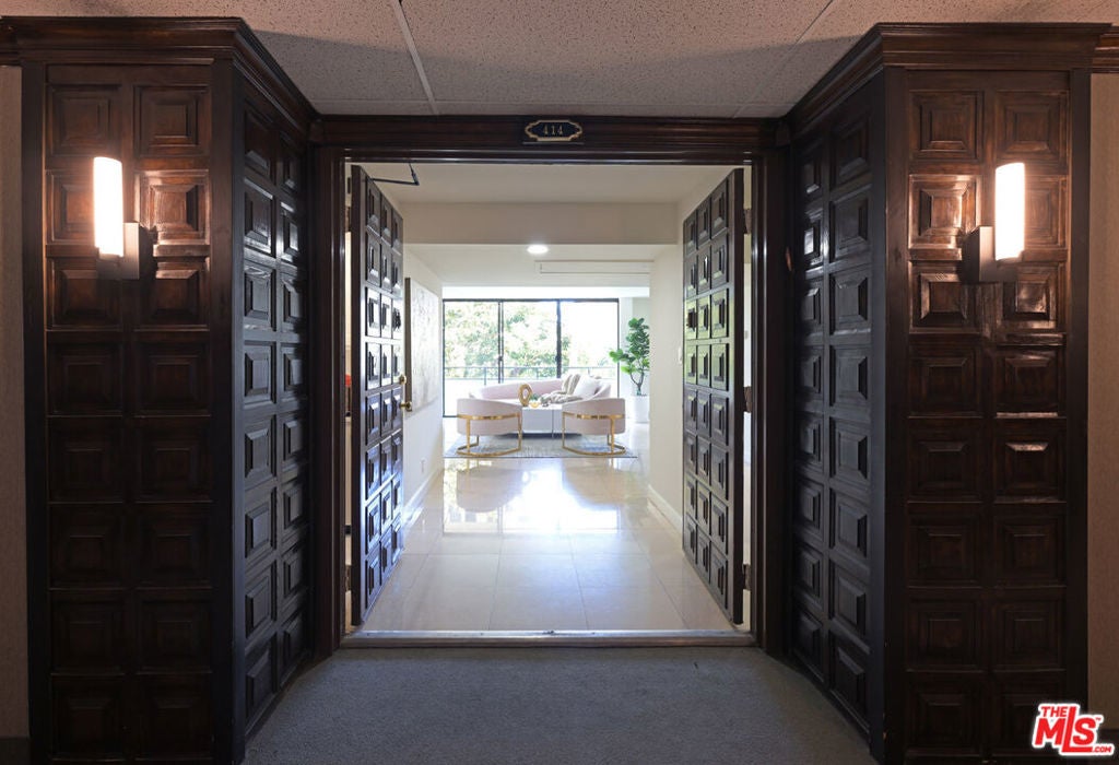 Photo of Listing #25624055