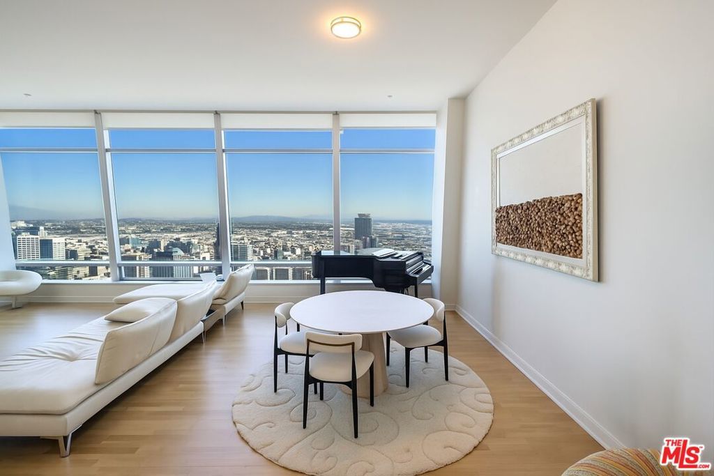 Photo of Listing #25624047