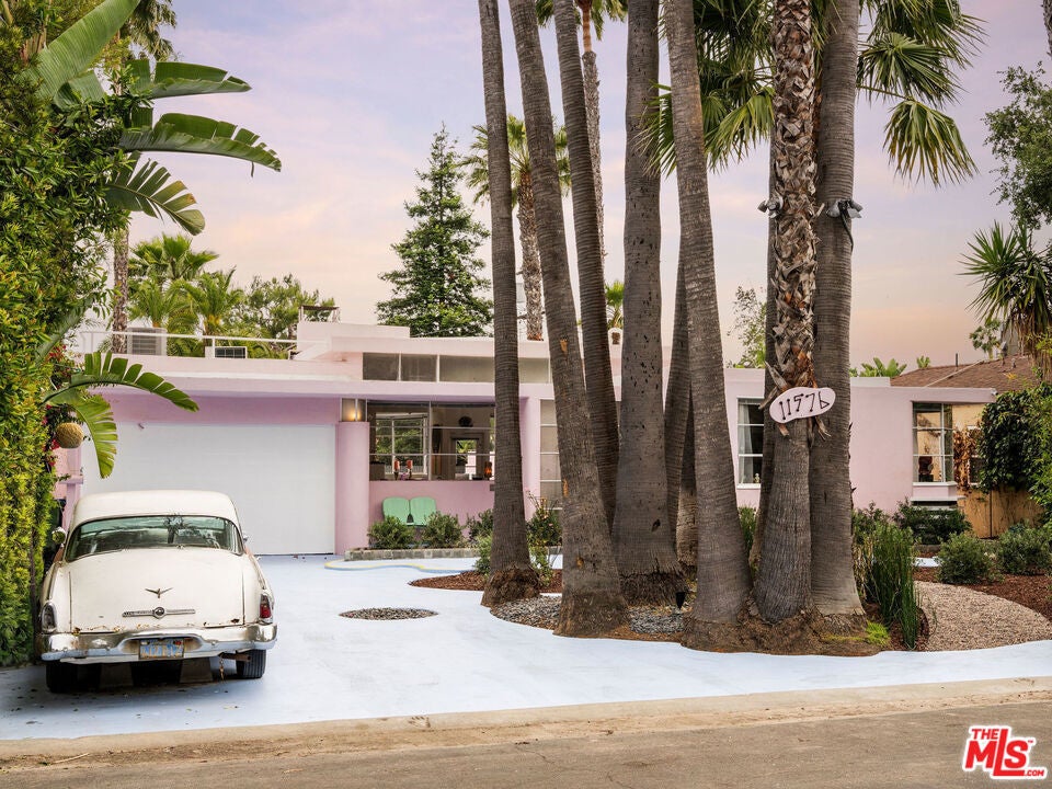 Photo of Listing #25621783