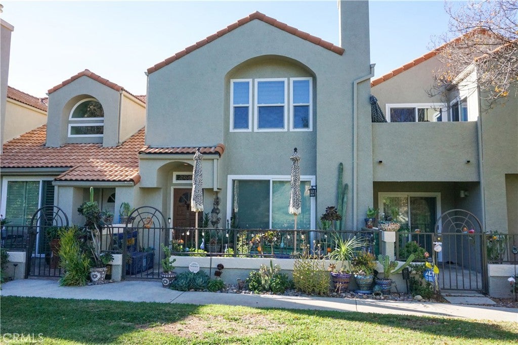 Photo of Listing #SR25268561