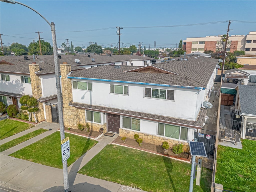 6021 Gage, Bell Gardens