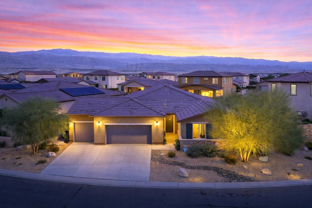 40340 Vivaldi Court, Indio