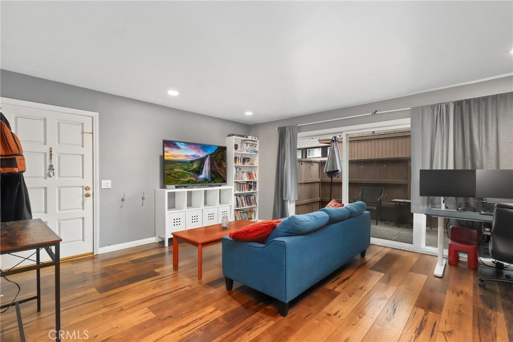 Photo of Listing #PW25265500