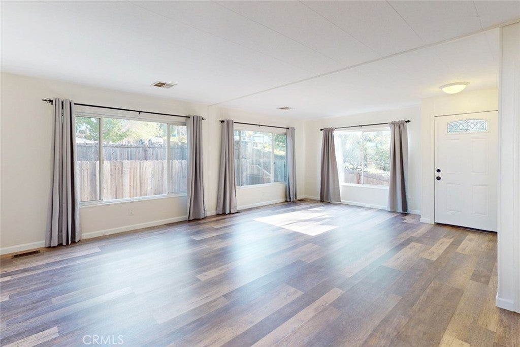 Photo of Listing #OR25268824