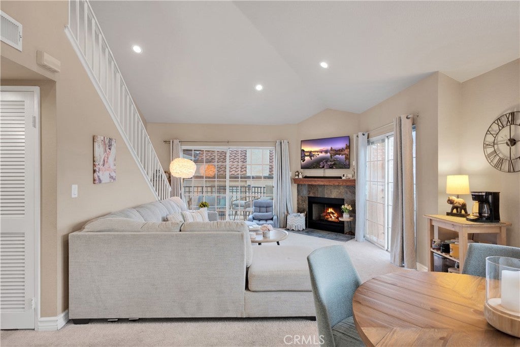 Photo of Listing #GD25269127