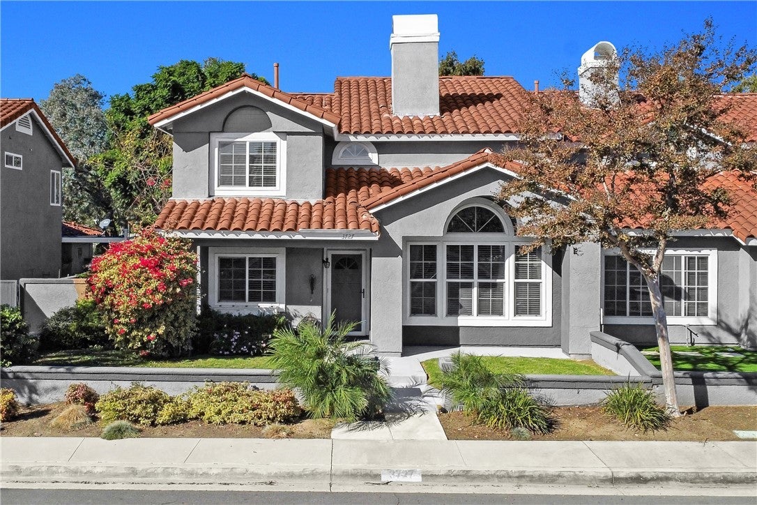 Photo of Listing #CV25268864