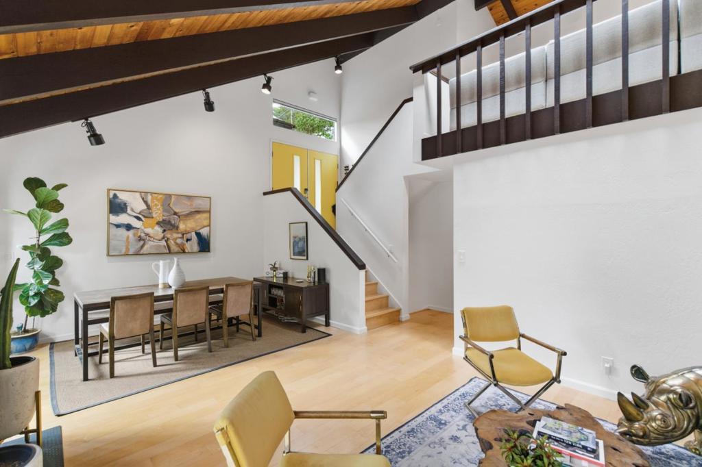 Photo of Listing #ML82027369