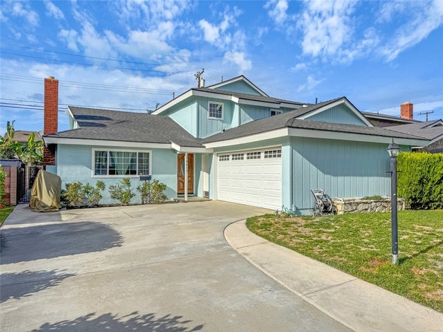 10415 Valley View Avenue, Whittier