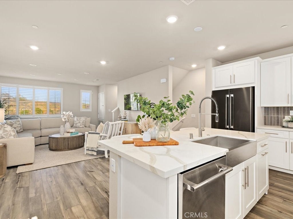 Photo of Listing #SB25268484