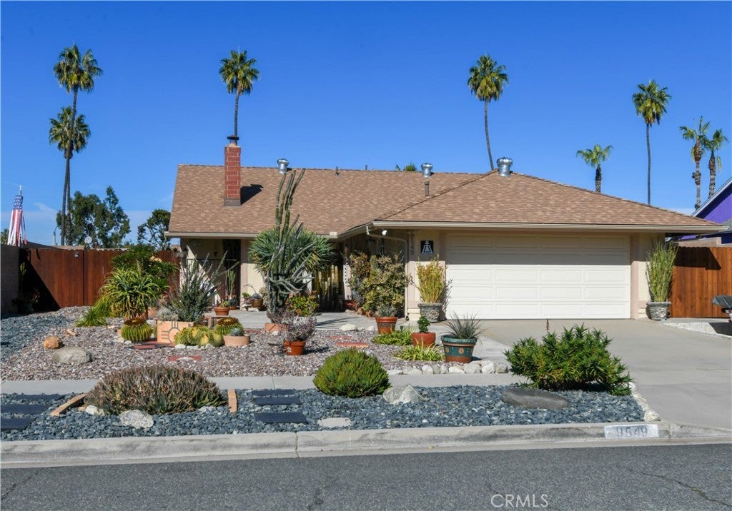 Photo of Listing #IV25267399