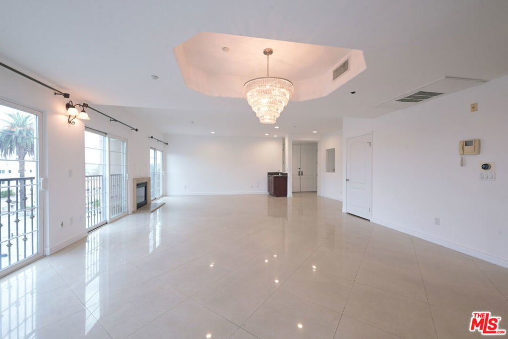 Photo of Listing #25625147