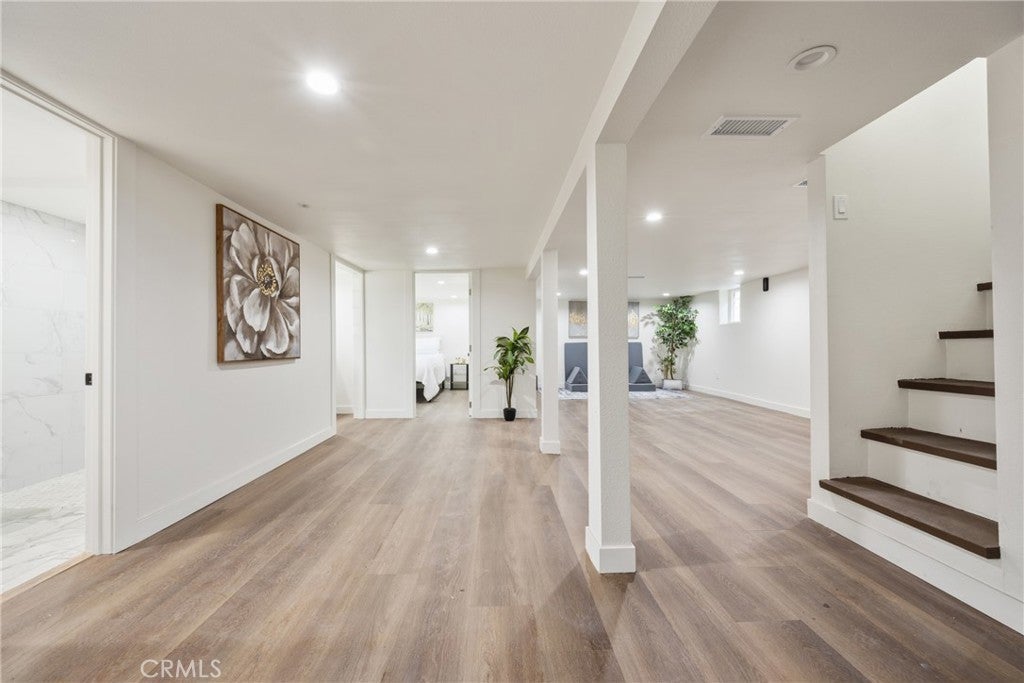 Photo of Listing #IN25268975