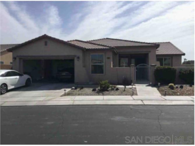 44482 Avenida Suarez, Indio