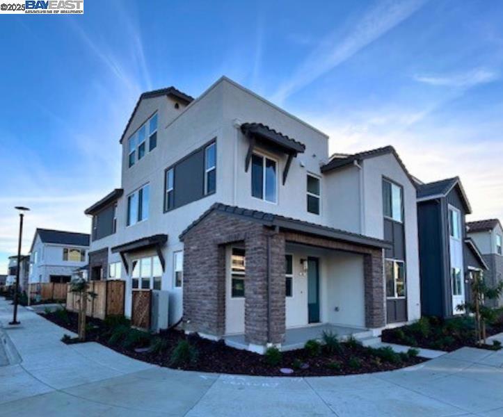 Photo of Listing #41118591