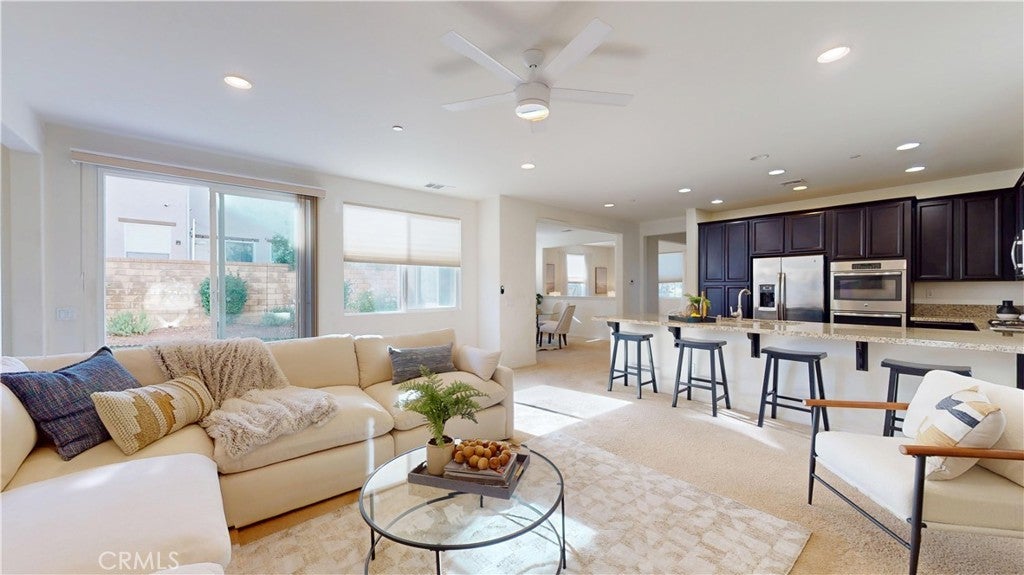 Photo of Listing #SR25270221