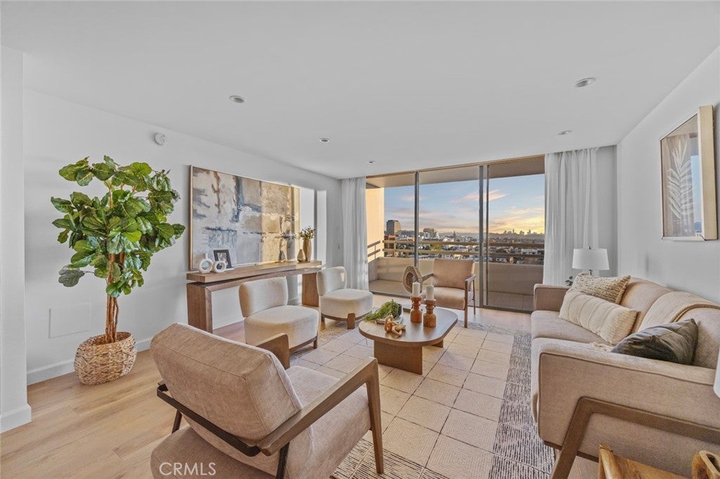 Photo of Listing #GD25268341