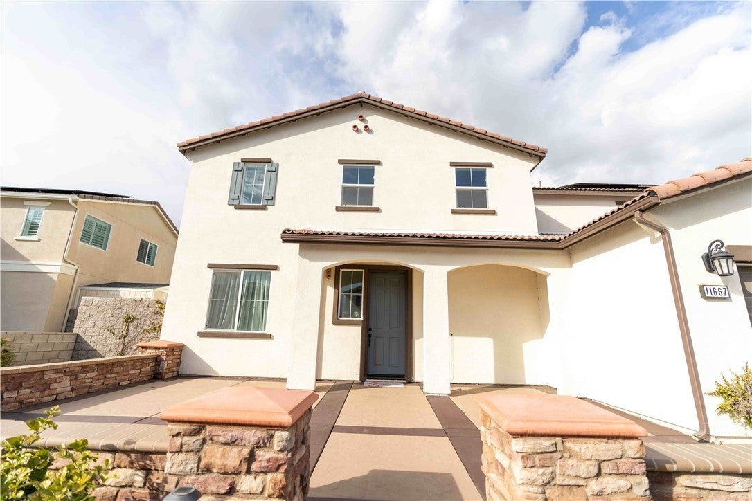 Photo of Listing #CV25269673