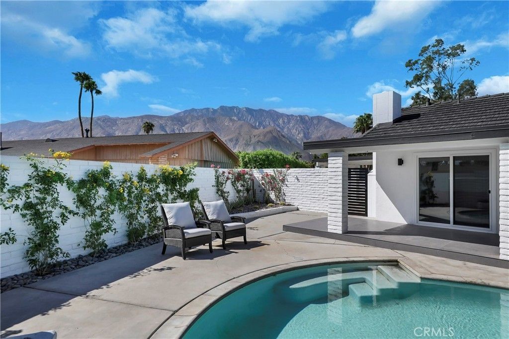2480 N Aurora Drive, Palm Springs