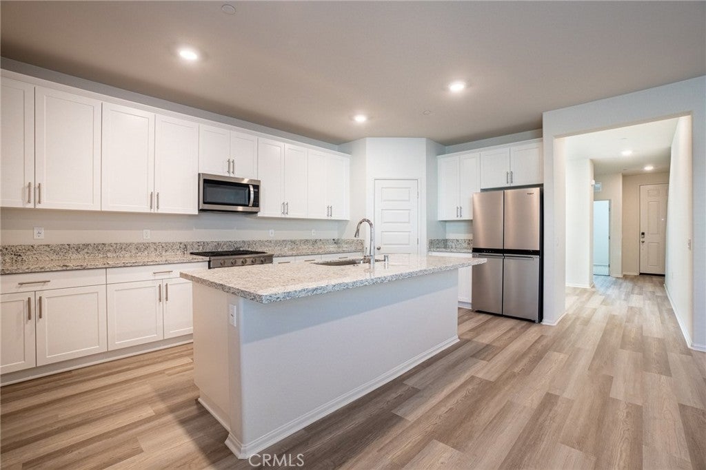 Photo of Listing #SW25270459