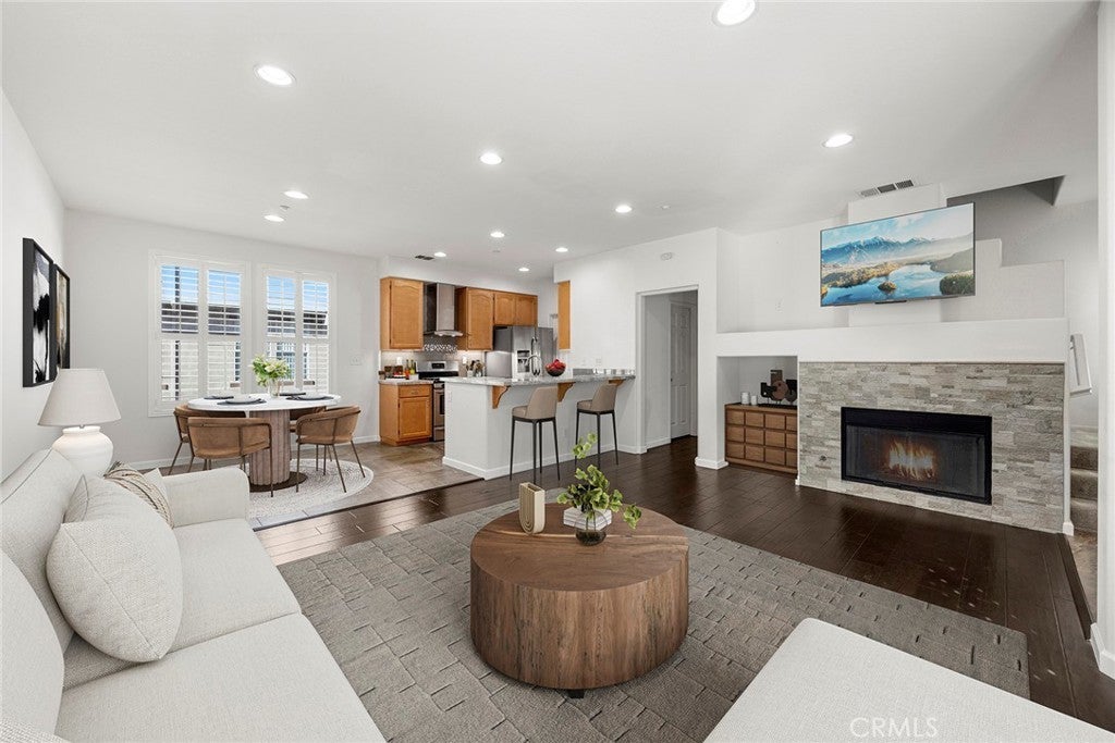 Photo of Listing #PW25266190