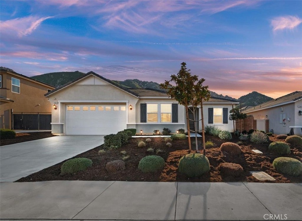 Photo of Listing #IV25268957