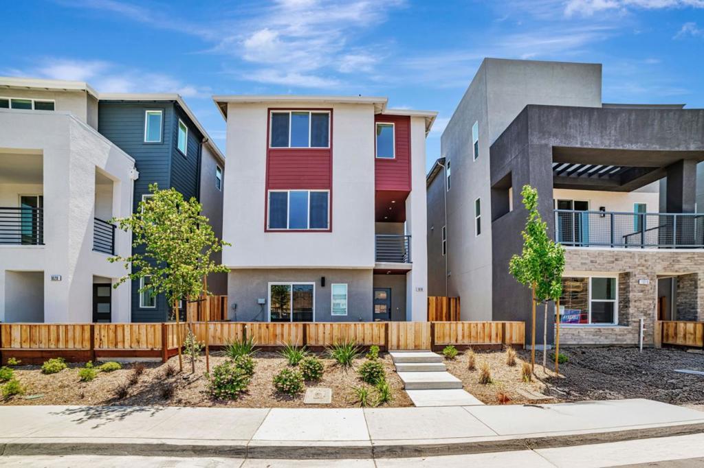 Photo of Listing #ML82028779