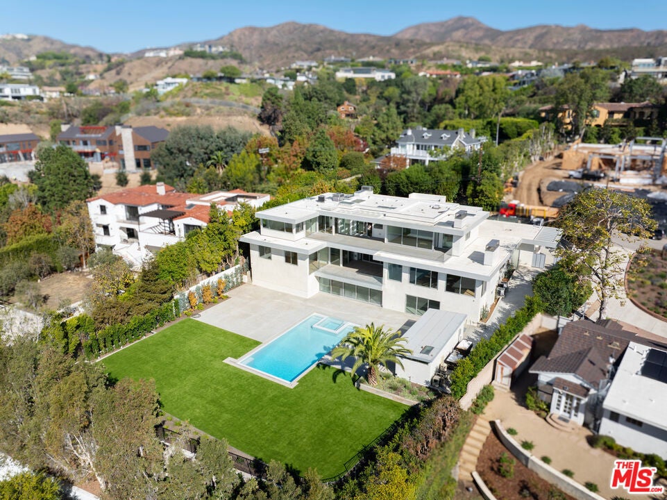 Photo of Listing #25625677