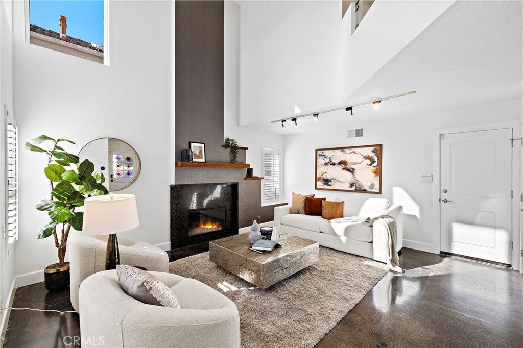 Photo of Listing #OC25254231