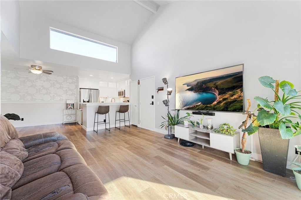 Photo of Listing #SR25269410