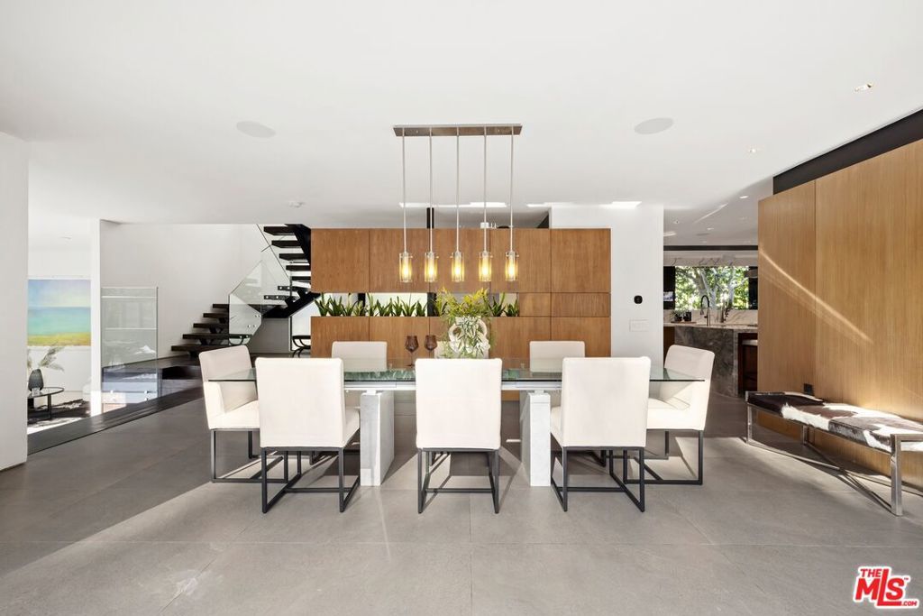 Photo of Listing #25625753