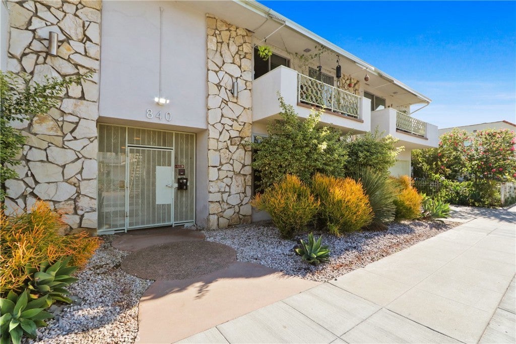 Photo of Listing #PW25270869