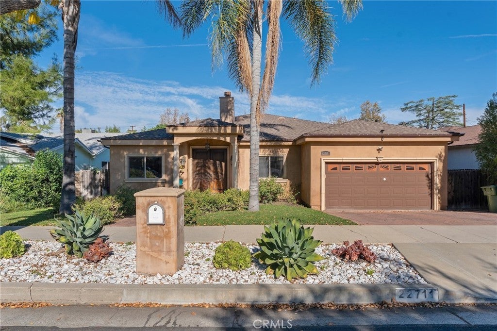 Photo of Listing #SR25270035