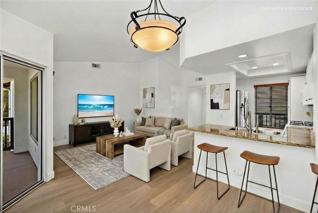 Photo of Listing #OC25271006