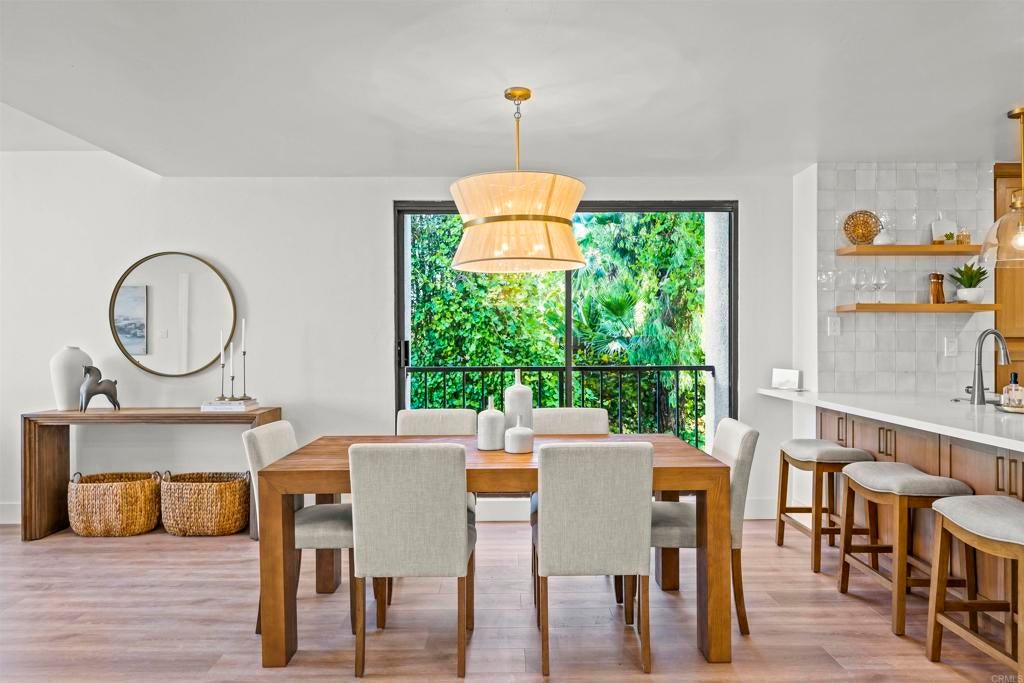 Photo of Listing #PTP2508975