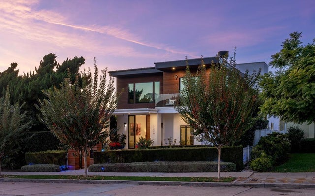 1224 Virginia Way, La Jolla.