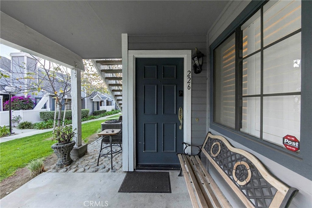 Photo of Listing #IV25270481