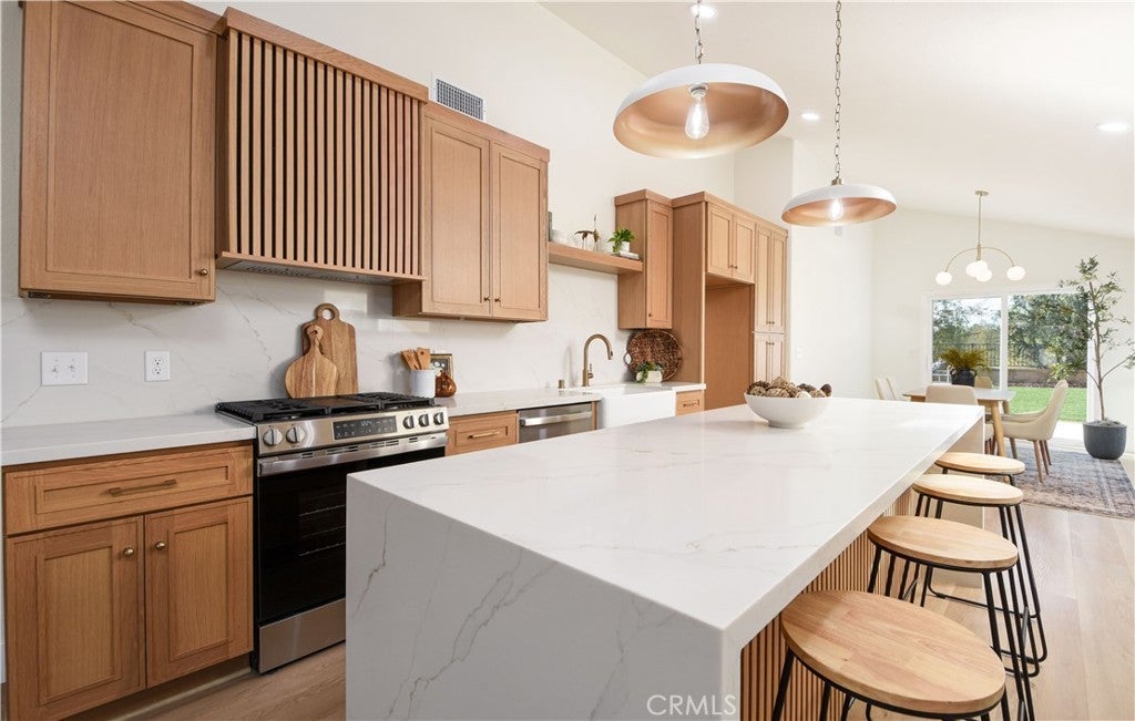 24041 Zancon, Mission Viejo