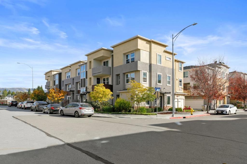 Photo of Listing #ML82028880