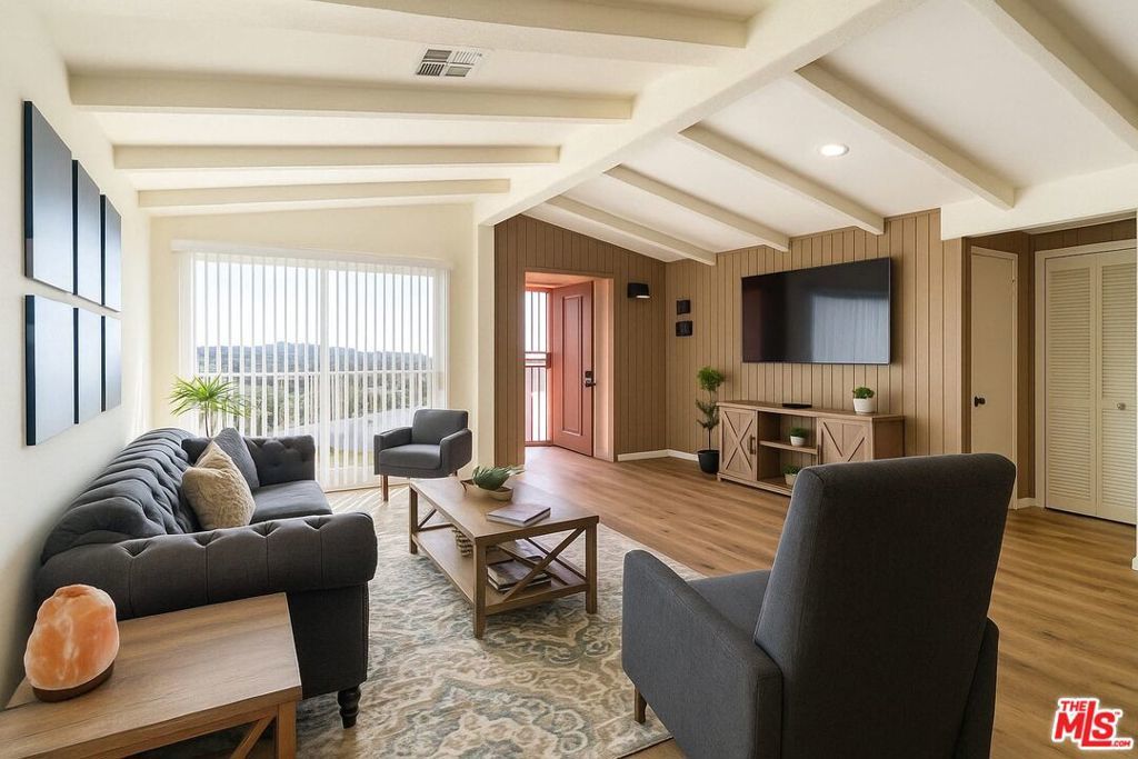 Photo of Listing #25625841